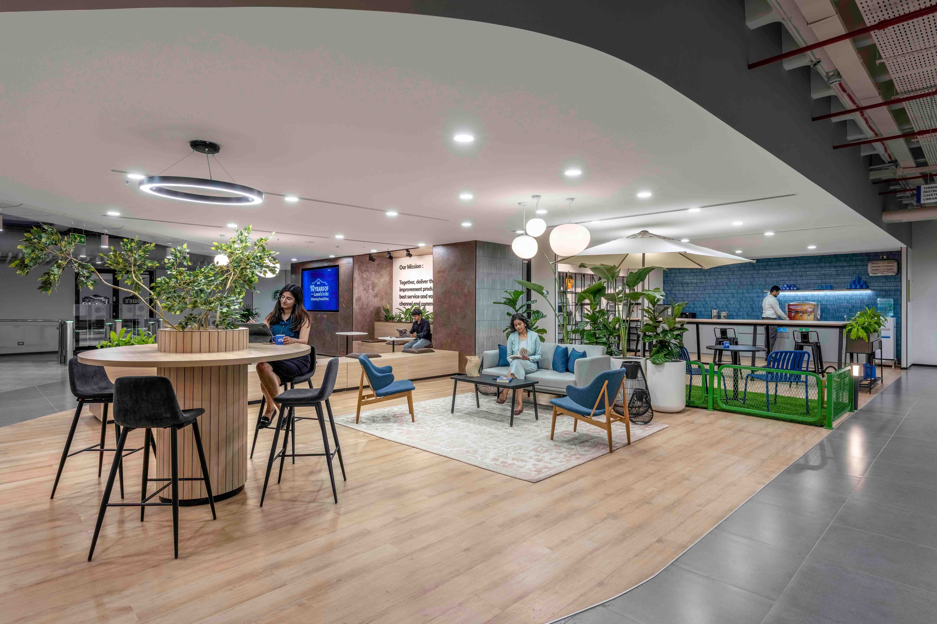 main/case-studies/lowes-bangalore/lowes-bangalore-hero.jpg