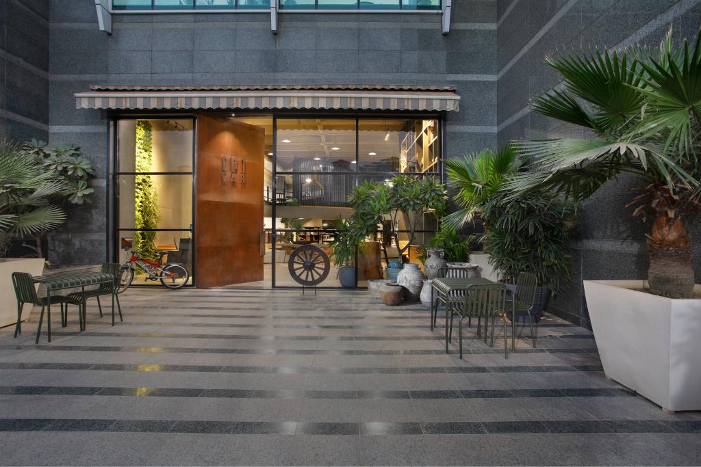 beta-lab-gurgaon-entrance-design