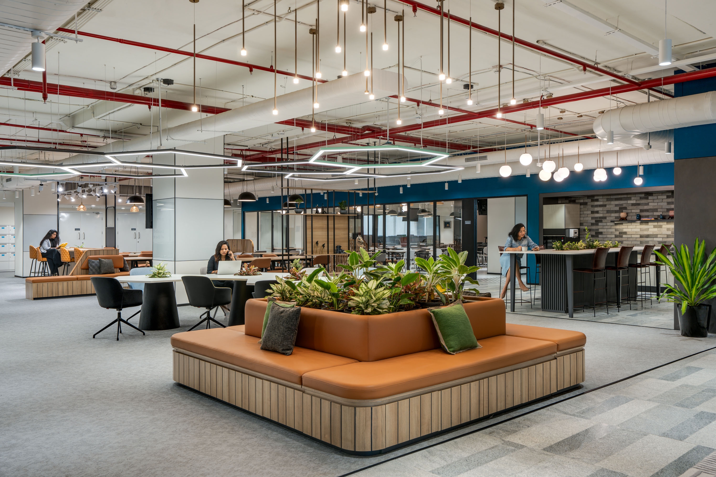 main/case-studies/epicor-bangalore/epicor-bangalore-flexible-workplace-design.jpg