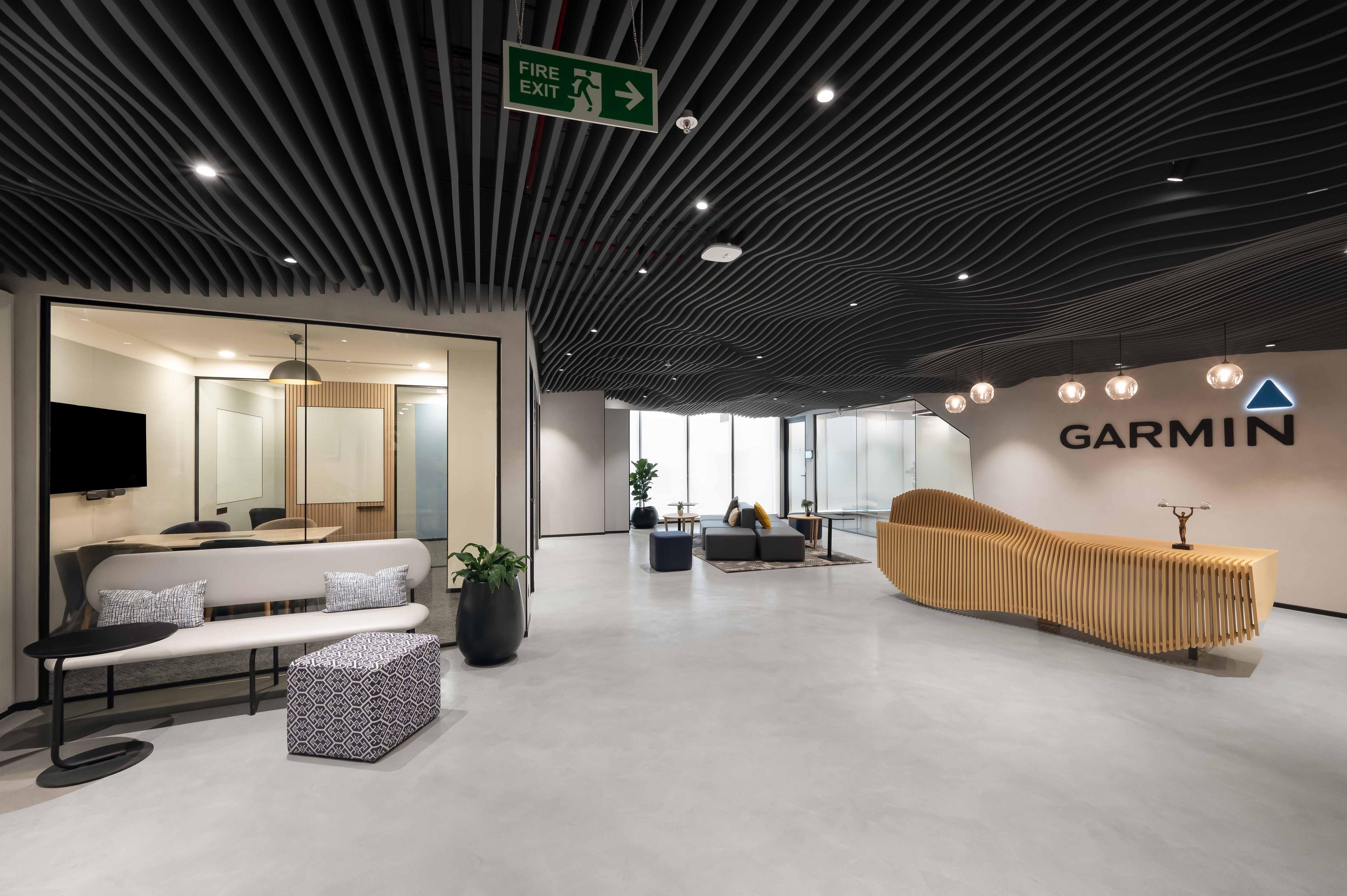 reception-area-garmin-hyderabad